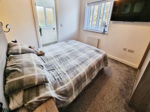 Photo 3- click for photo gallery